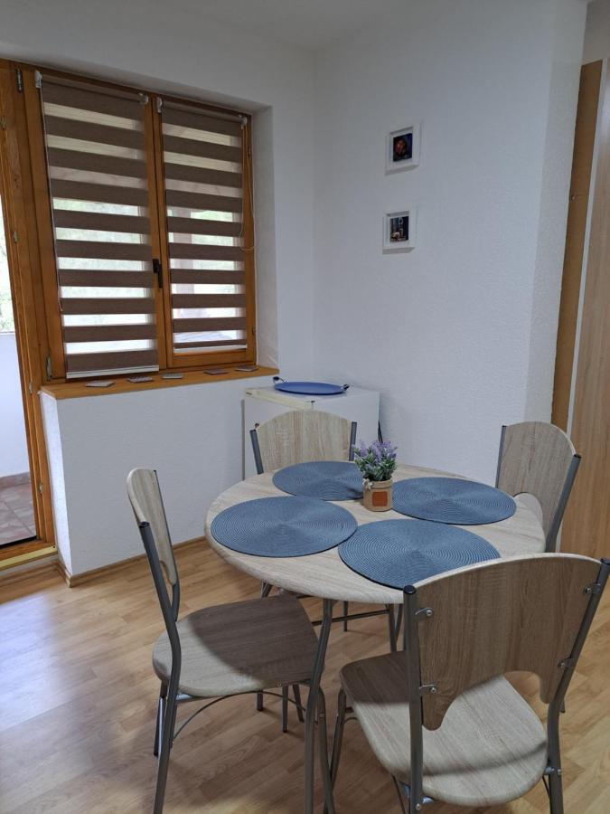 Tratincica Apartment เทียนทิชเท ภายนอก รูปภาพ